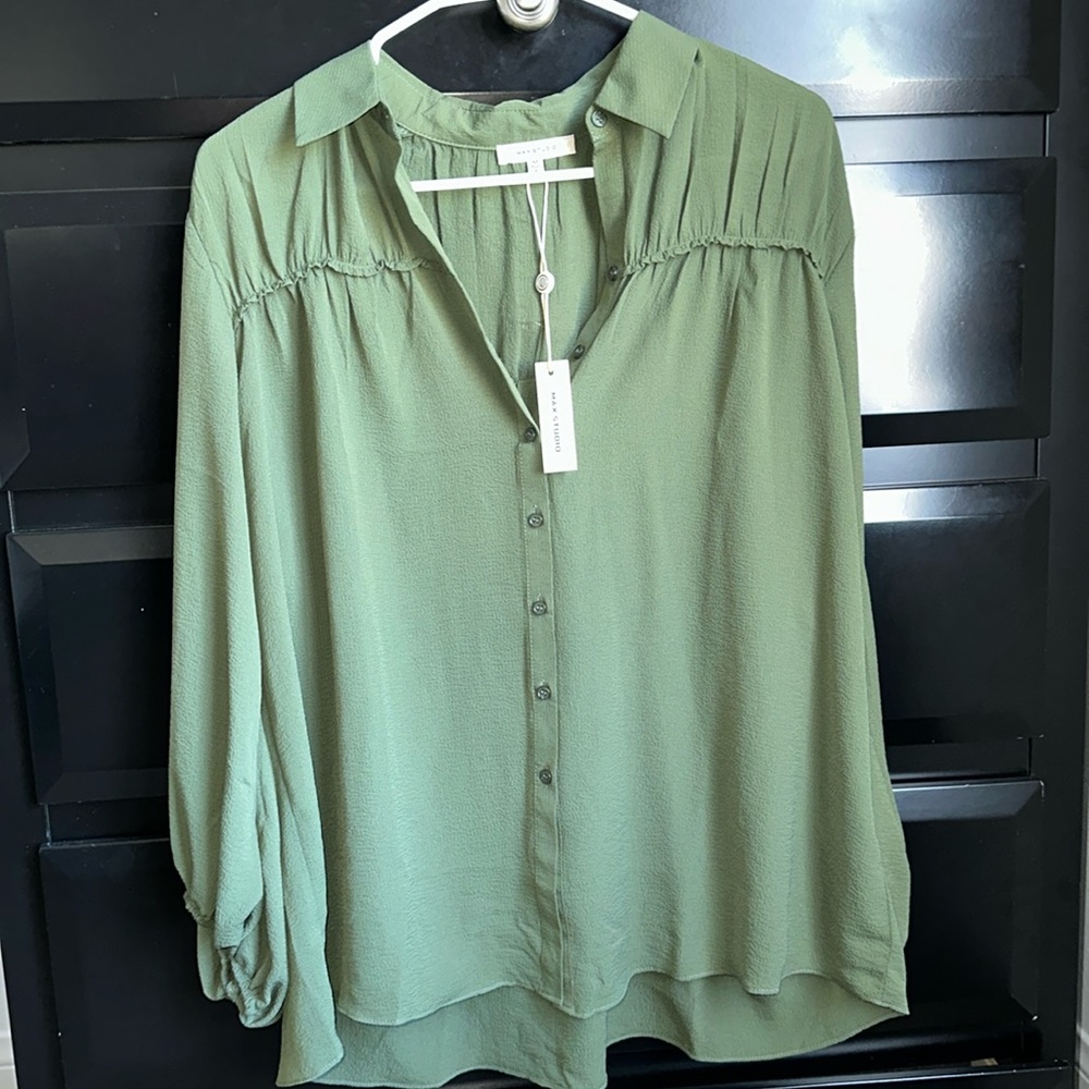 Max studio blouse
